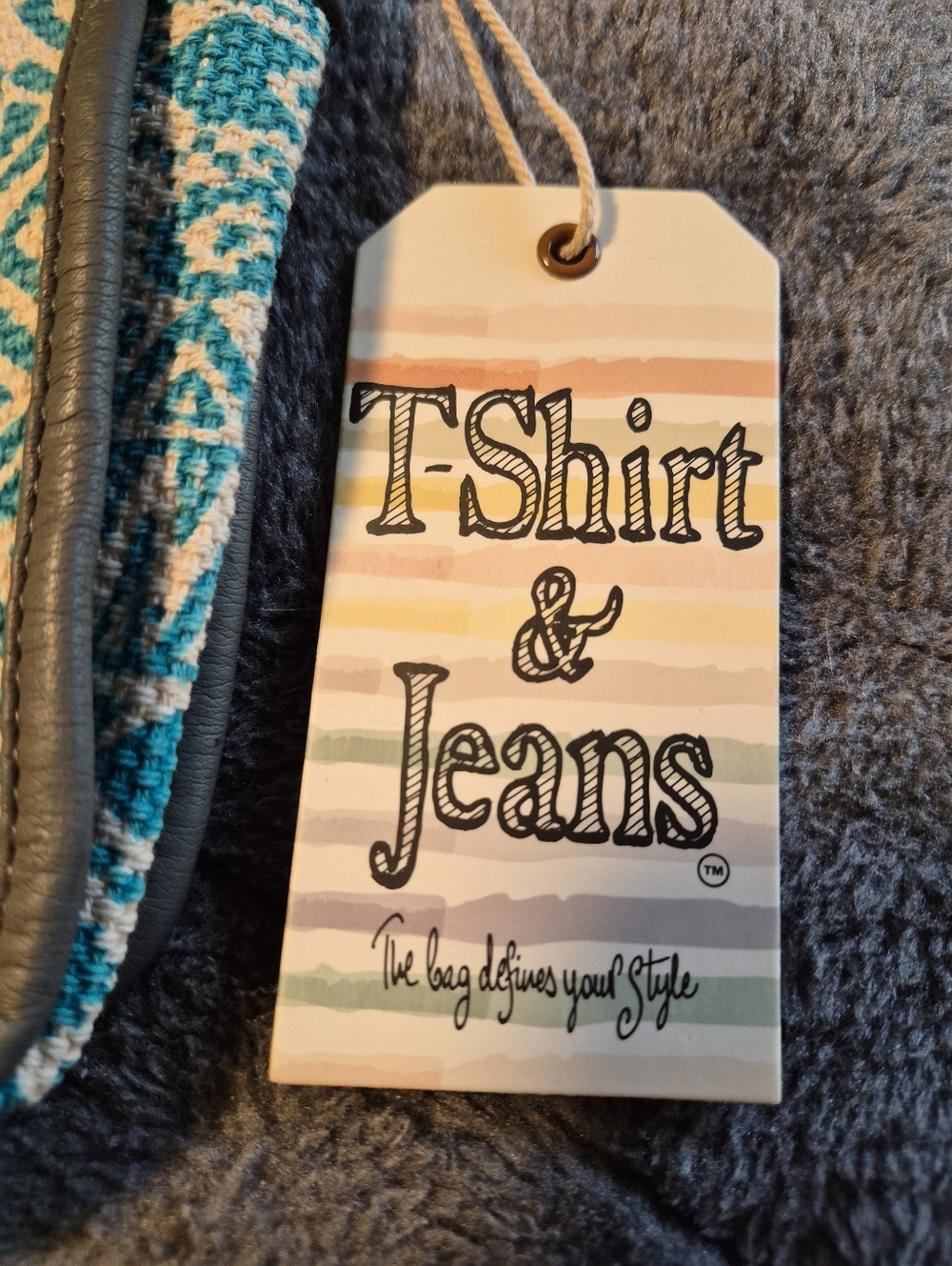 New Boho W/ Tags "T-Shirt & Jeans" Brand Multi Color Crossbody Purse W/Tassels - Picture 9 of 11
